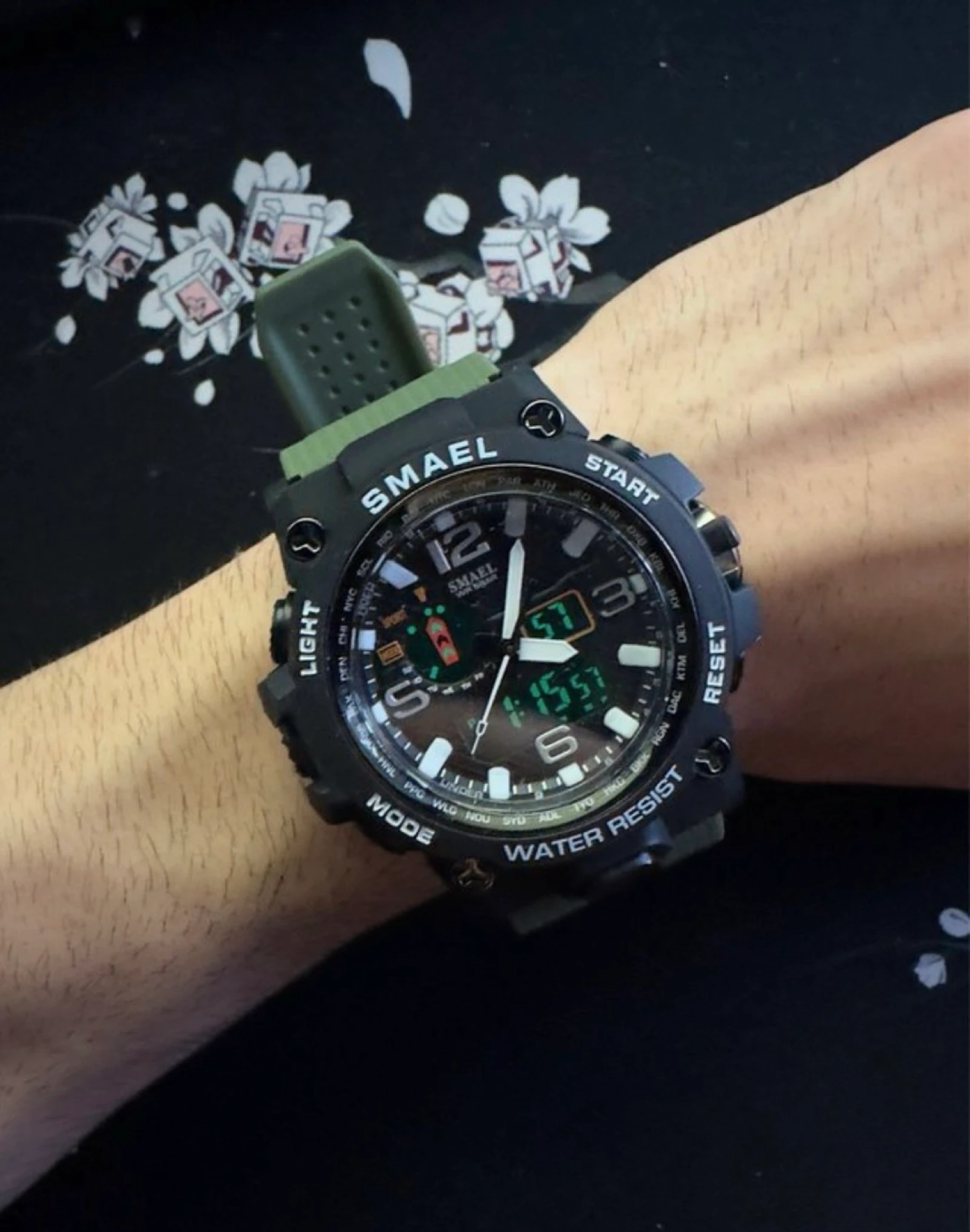 Relogio Desportivo Militar WaterProof SMAEL